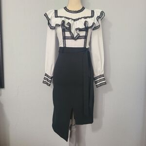 Beulah‎ Elegant Black and White Ruffle Dress Long Sleeve Dress Size Small